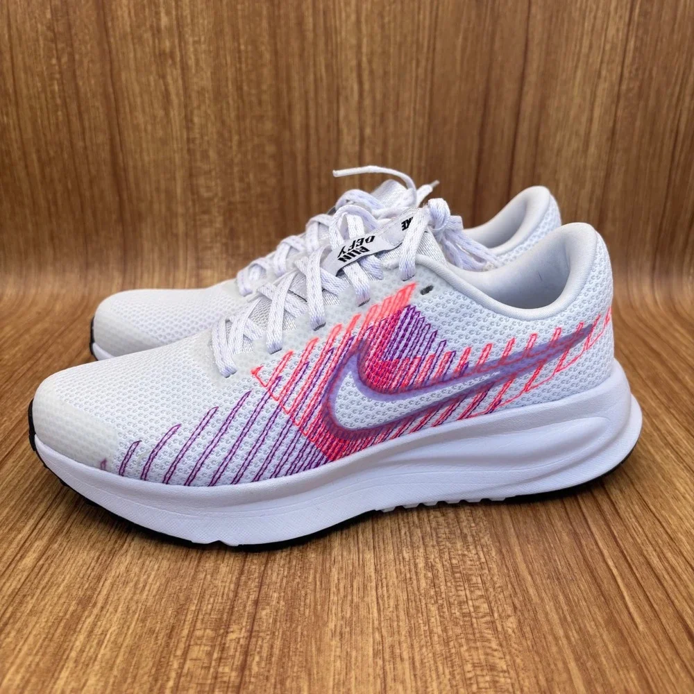 Nike Run Defy Women 6.5 White Hydrangeas HM9593-102 Running Shoes NEW